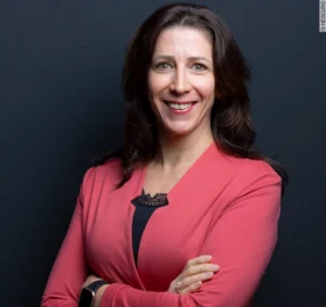 Sabine Freitag (geb. Hein) übernimmt ab 19. Januar 2026 die kaufmännische Leitung der HESCURO KLINIK Bad Brückenau. Foto: HESCURO