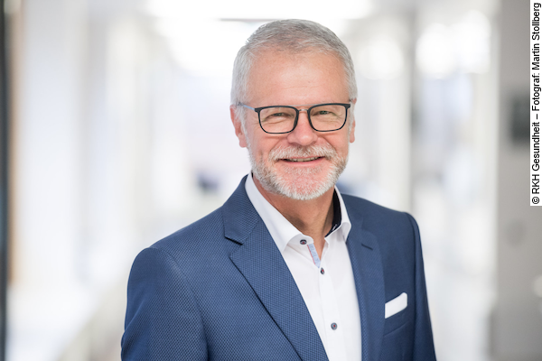 Olaf Sporys prägte 33 Jahre die Geschicke der RKH Orthopädischen Klinik Markgröningen und der ORTEMA. Foto: RKH Gesundheit – Fotograf: Martin Stollberg